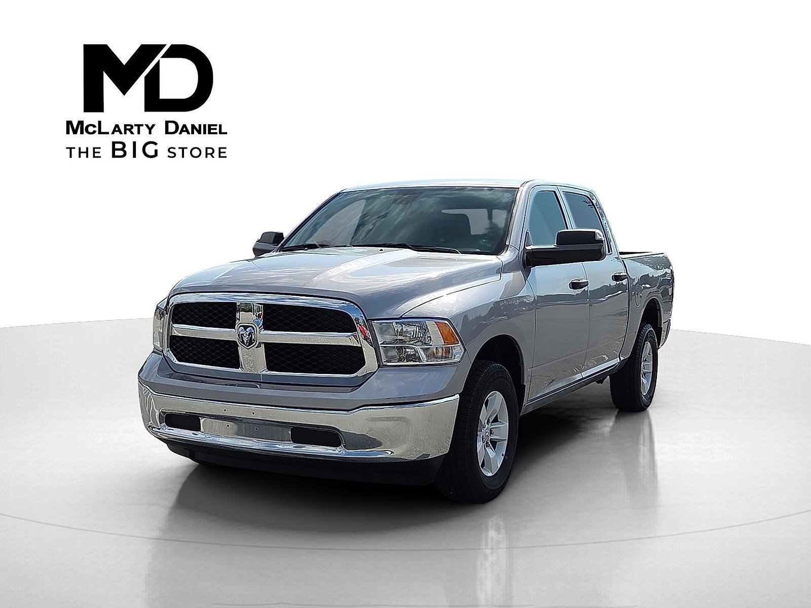 Used 2023 RAM 1500 Classic SLT w/ Trailer & Traction Group image 2