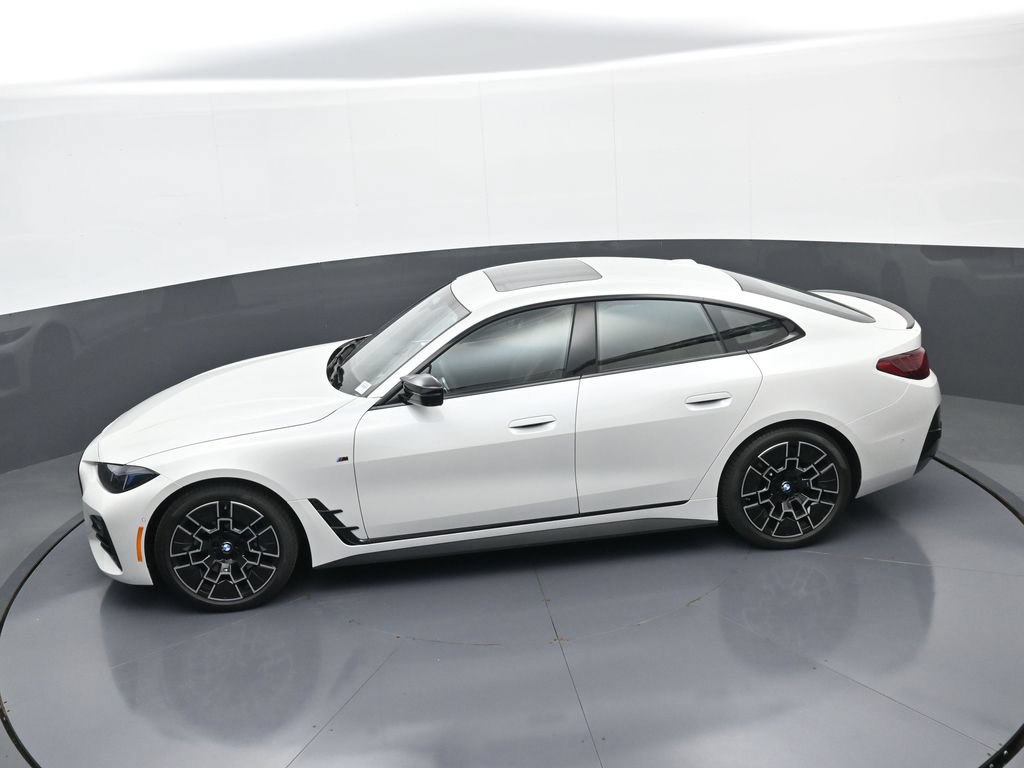 New 2026 BMW 440i xDrive w/ Premium Package AWD/4WD image 33