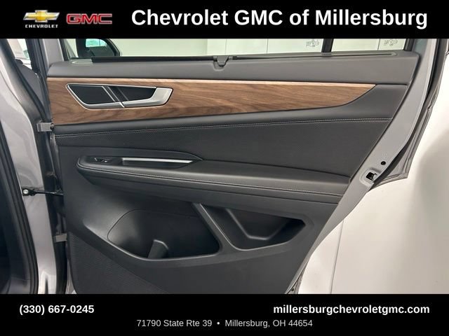Used 2025 Volkswagen Atlas SE AWD/4WD image 29