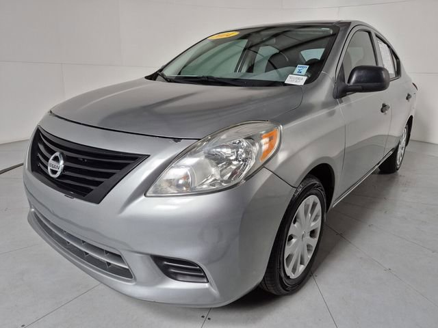 Used 2014 Nissan Versa S Plus FWD image 1