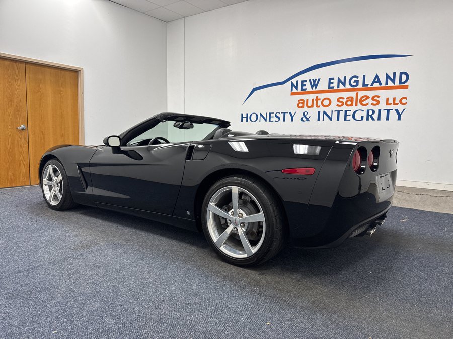 Used 2008 Chevrolet Corvette Convertible w/ Preferred Equipment Group RWD image 6