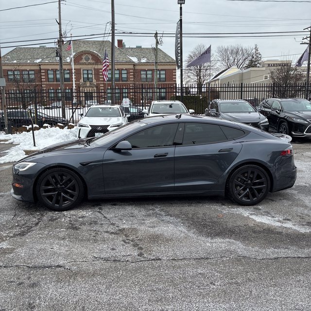 Used 2021 Tesla Model S Plaid image 22