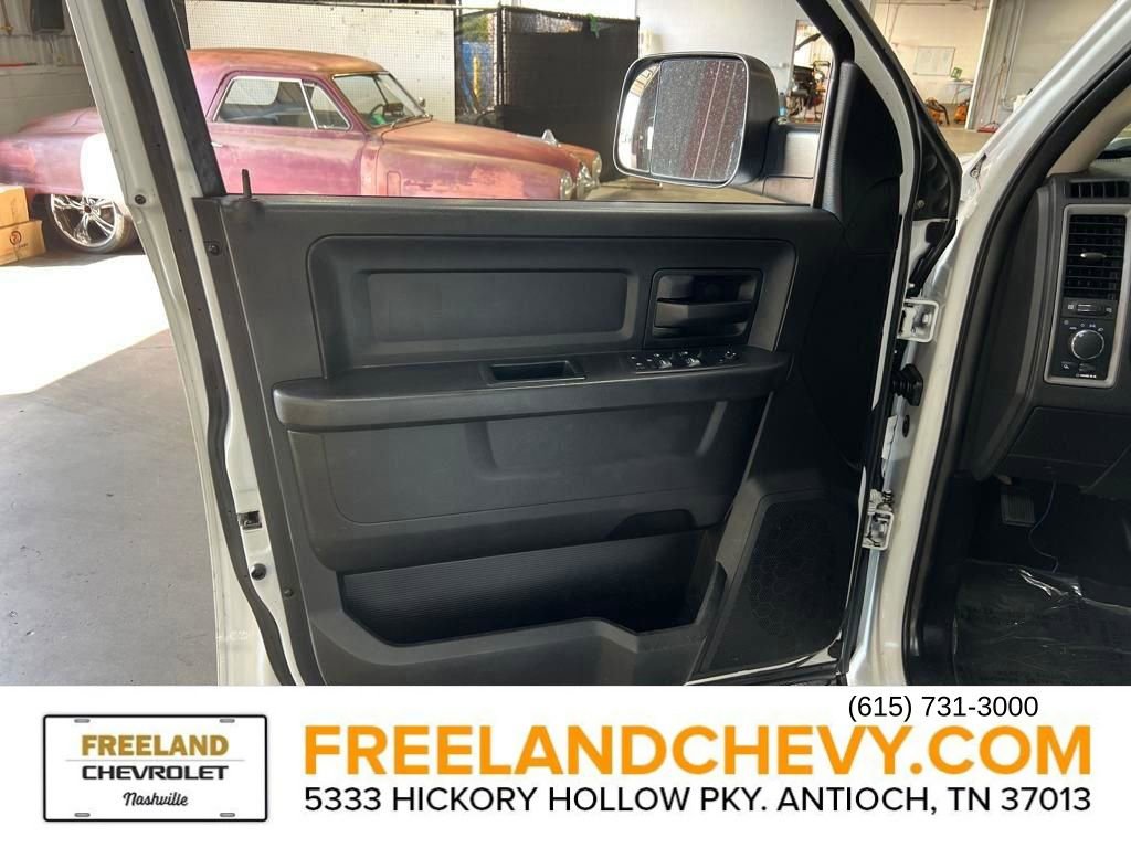 Used 2017 RAM 3500 Tradesman w/ Popular Equipment Group image 14