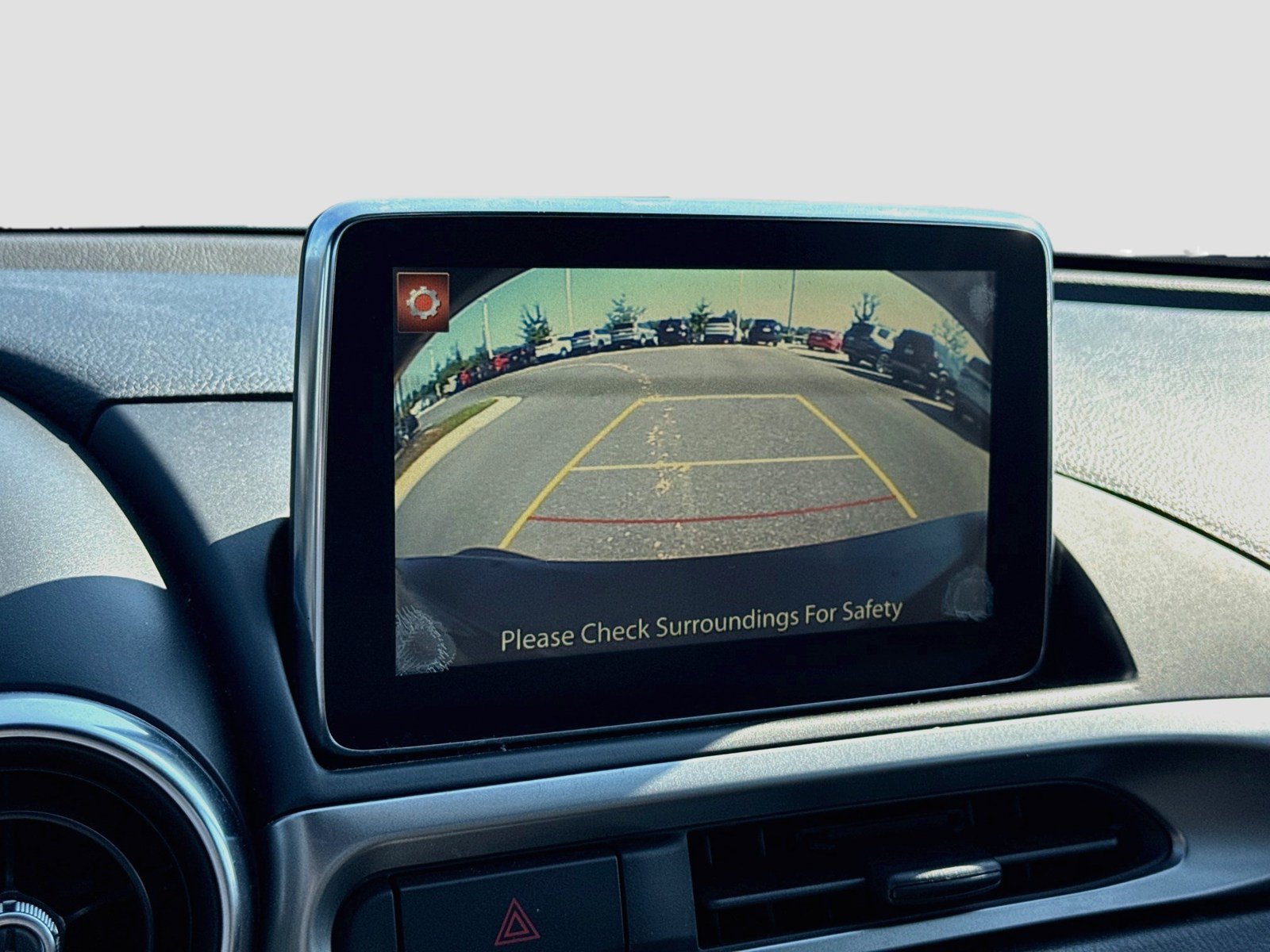 Used 2018 FIAT 124 Spider Classica w/ Technology & Siriusxm Group RWD image 15