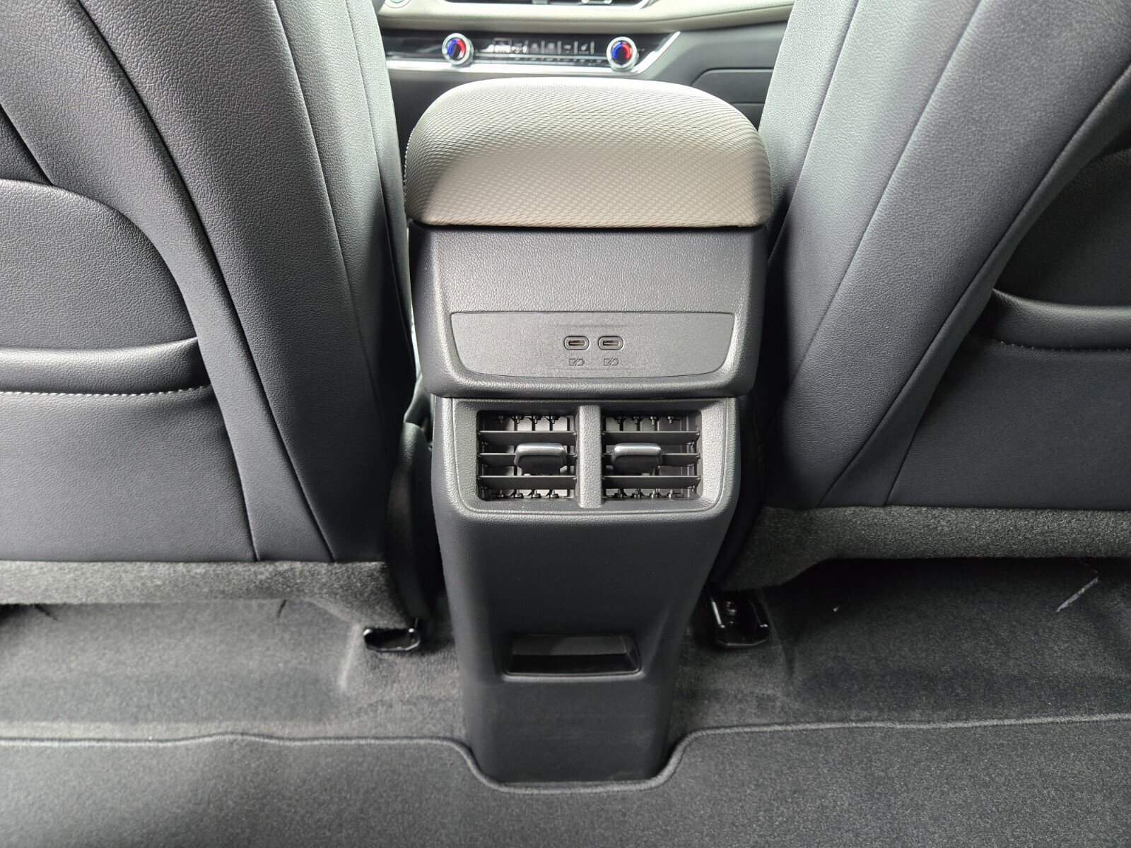 New 2026 Chevrolet Equinox LT w/ Convenience Package II image 11