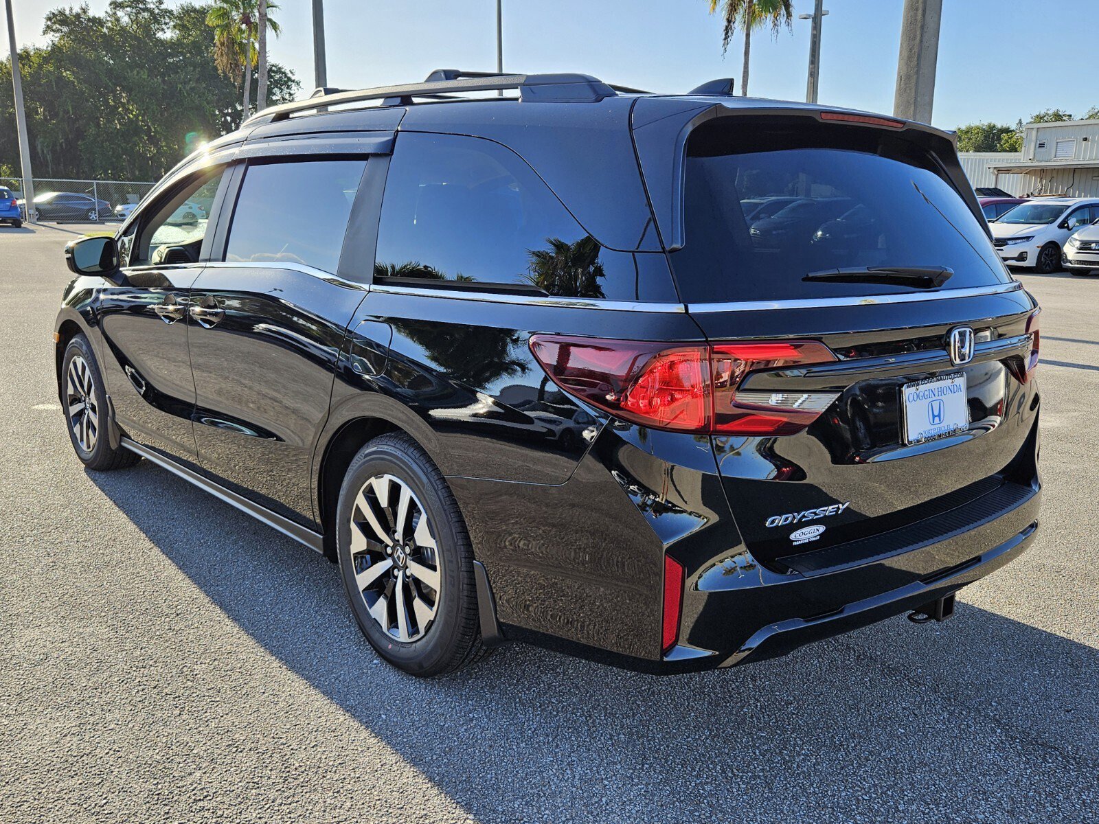 New 2026 Honda Odyssey EX-L image 7