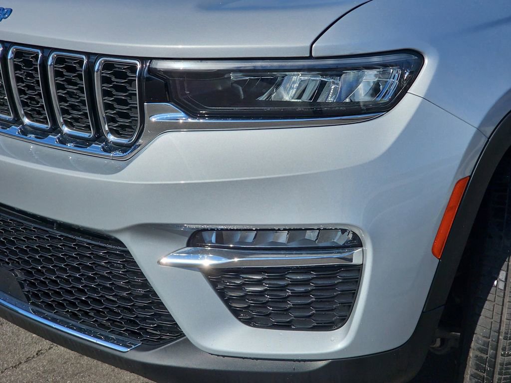 Used 2022 Jeep Grand Cherokee Limited 4xe image 35