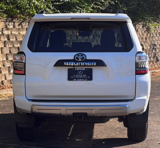 Used 2024 Toyota 4Runner TRD Off-Road Premium AWD/4WD image 41