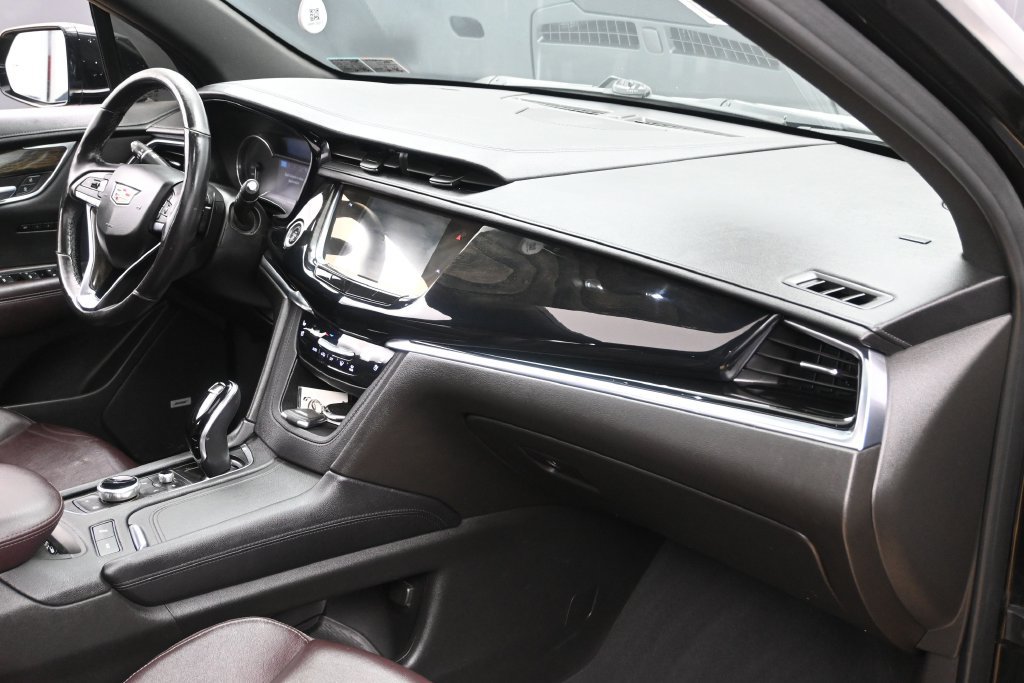 Used 2021 Cadillac XT6 Premium Luxury AWD/4WD image 29