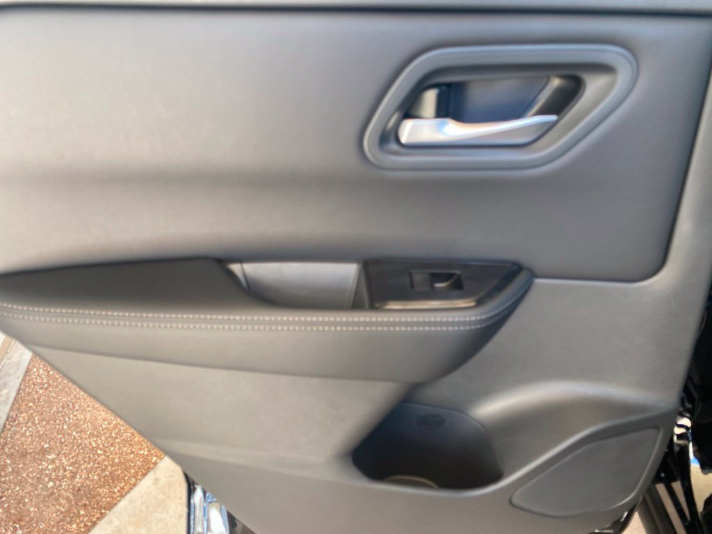 New 2026 Nissan Rogue SV FWD image 27