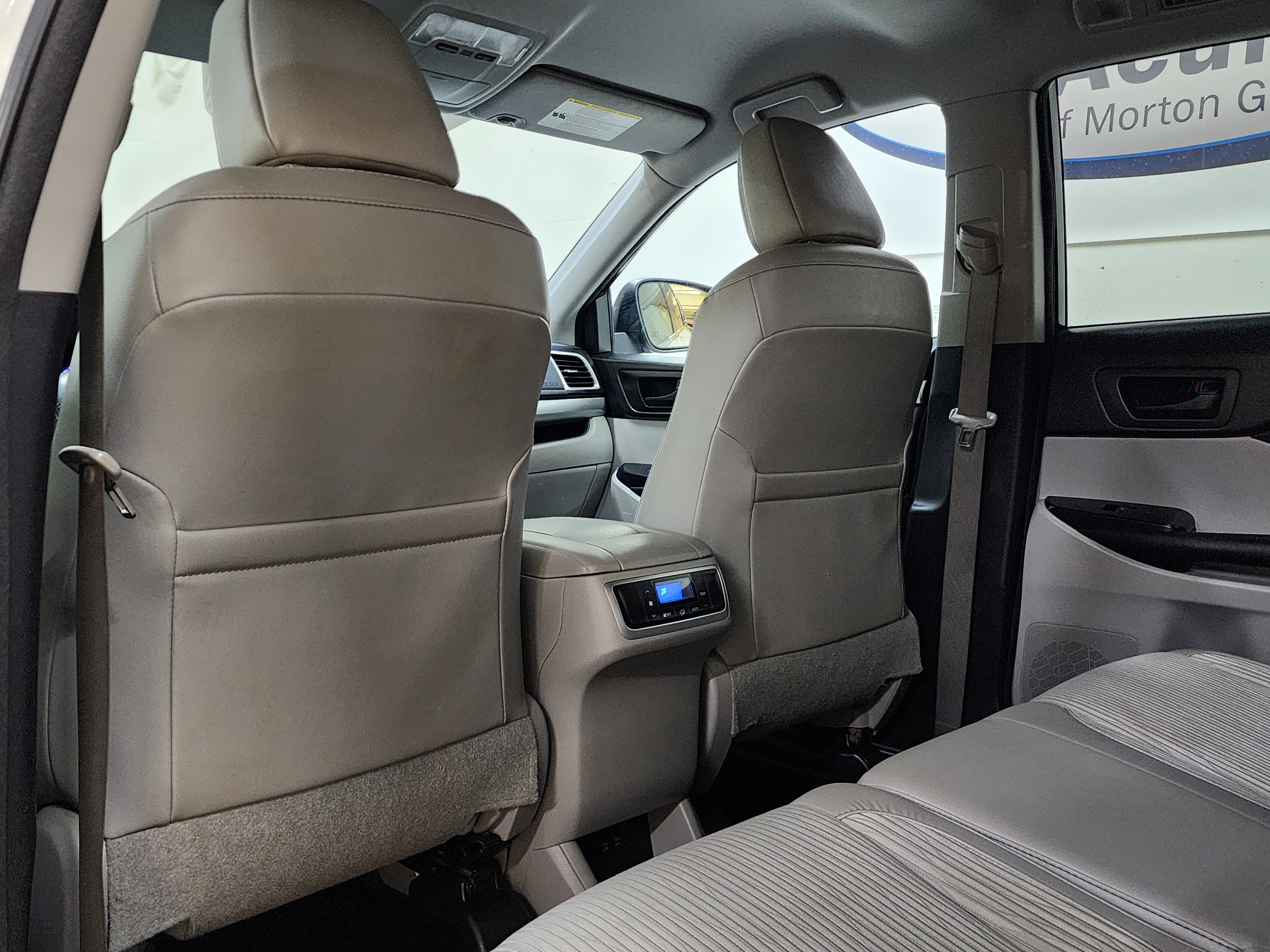 Used 2018 Toyota Highlander Plus image 16