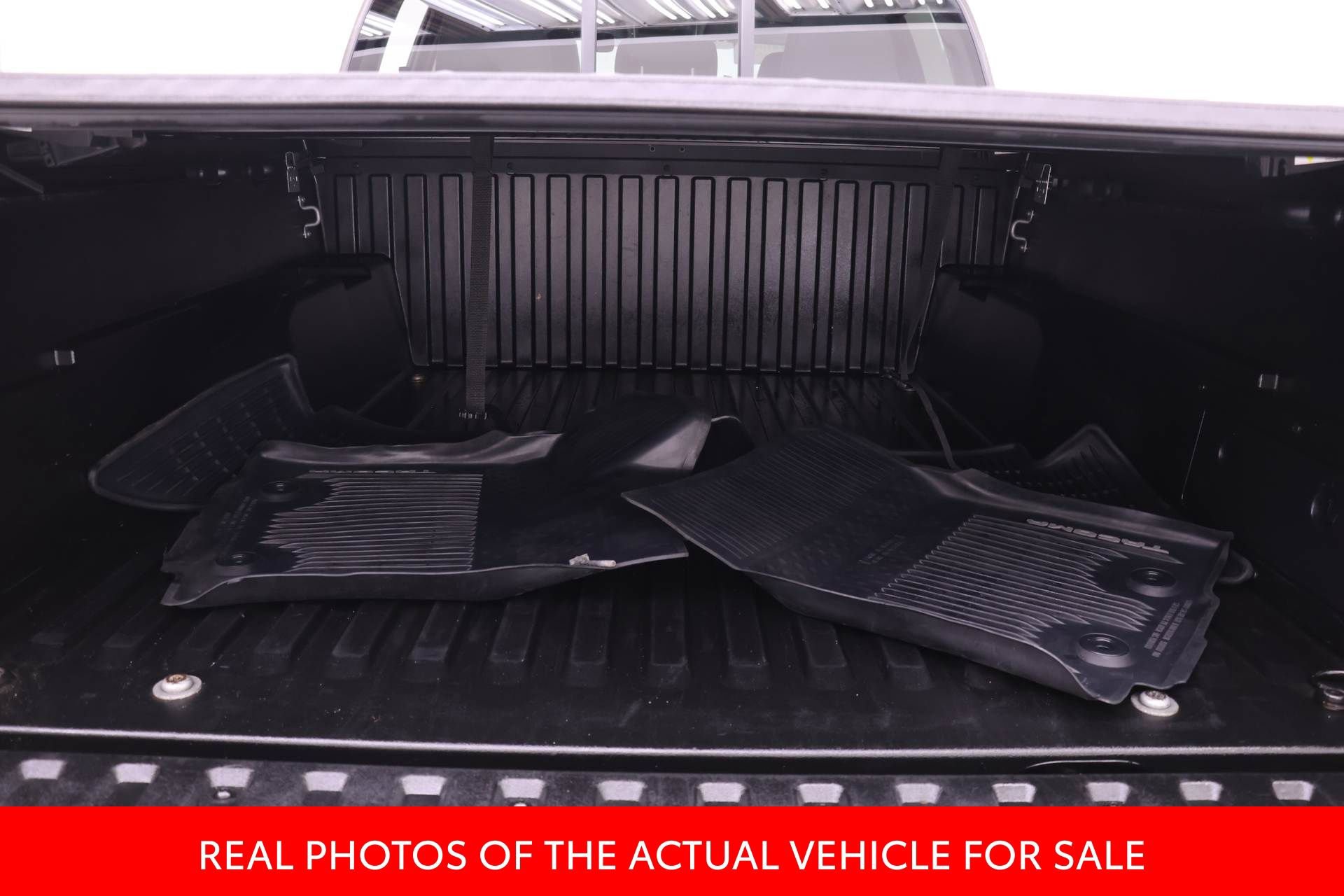 Certified 2019 Toyota Tacoma SR image 14