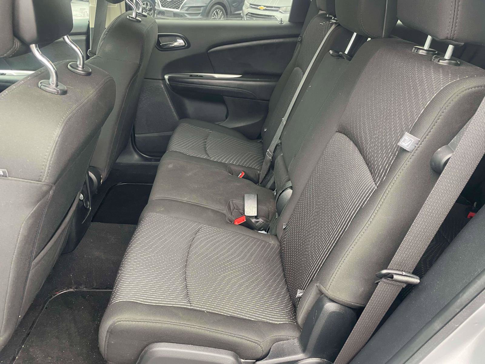 Used 2019 Dodge Journey SE image 6