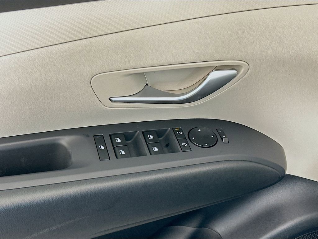 New 2026 Hyundai Tucson SEL image 19