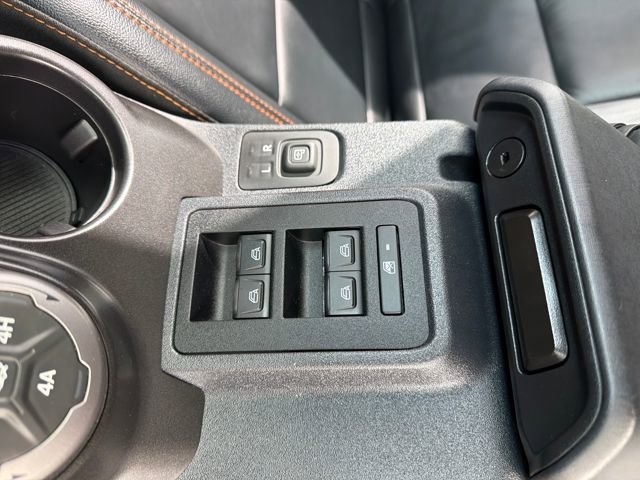 Used 2023 Ford Bronco Badlands w/ Sasquatch Package image 14