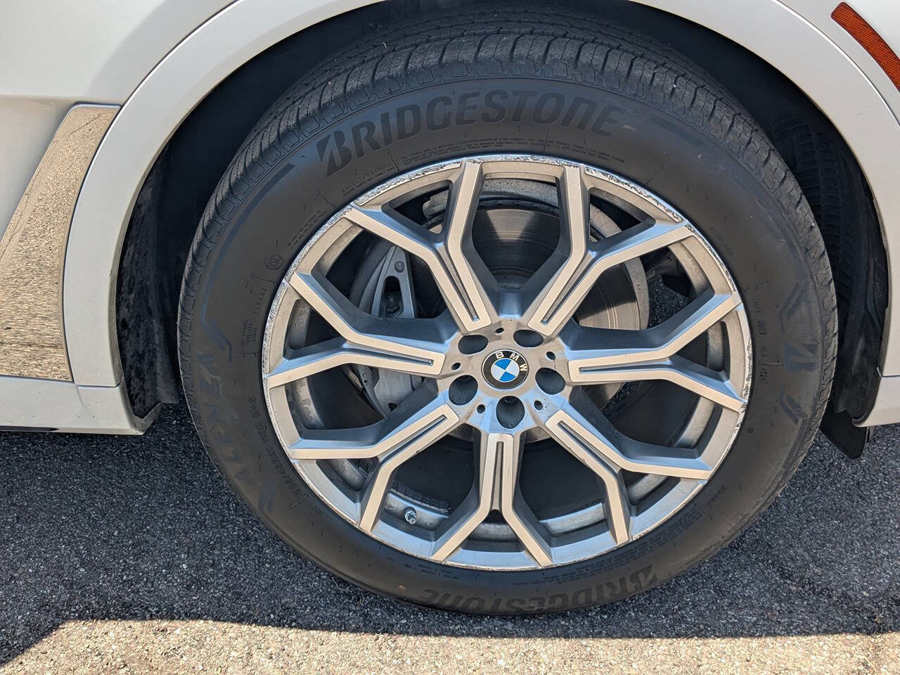 Used 2019 BMW X7 xDrive40i w/ Parking Assistance Package image 10