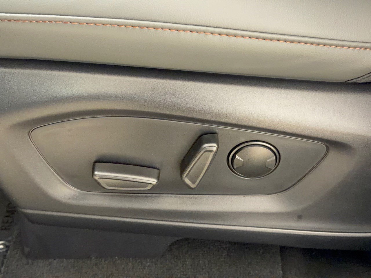New 2027 Ford Explorer Active w/ Active Comfort Package RWD image 16