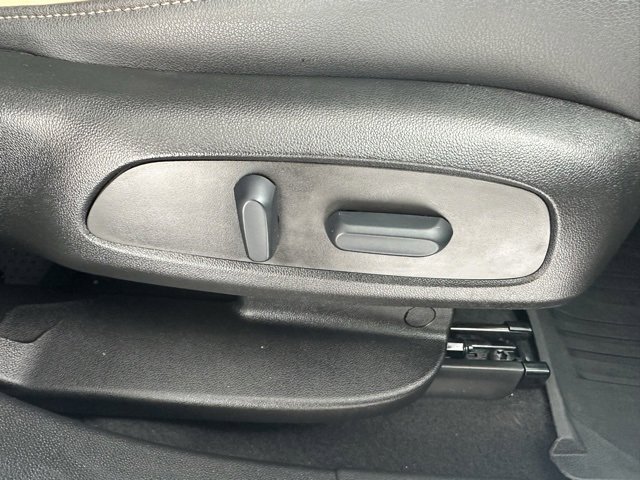 Certified 2023 Chevrolet Blazer Premier w/ Driver Confidence II Package image 16