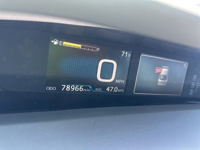 Used 2017 Toyota Prius Two w/ Carpet Mat Package FWD image 4