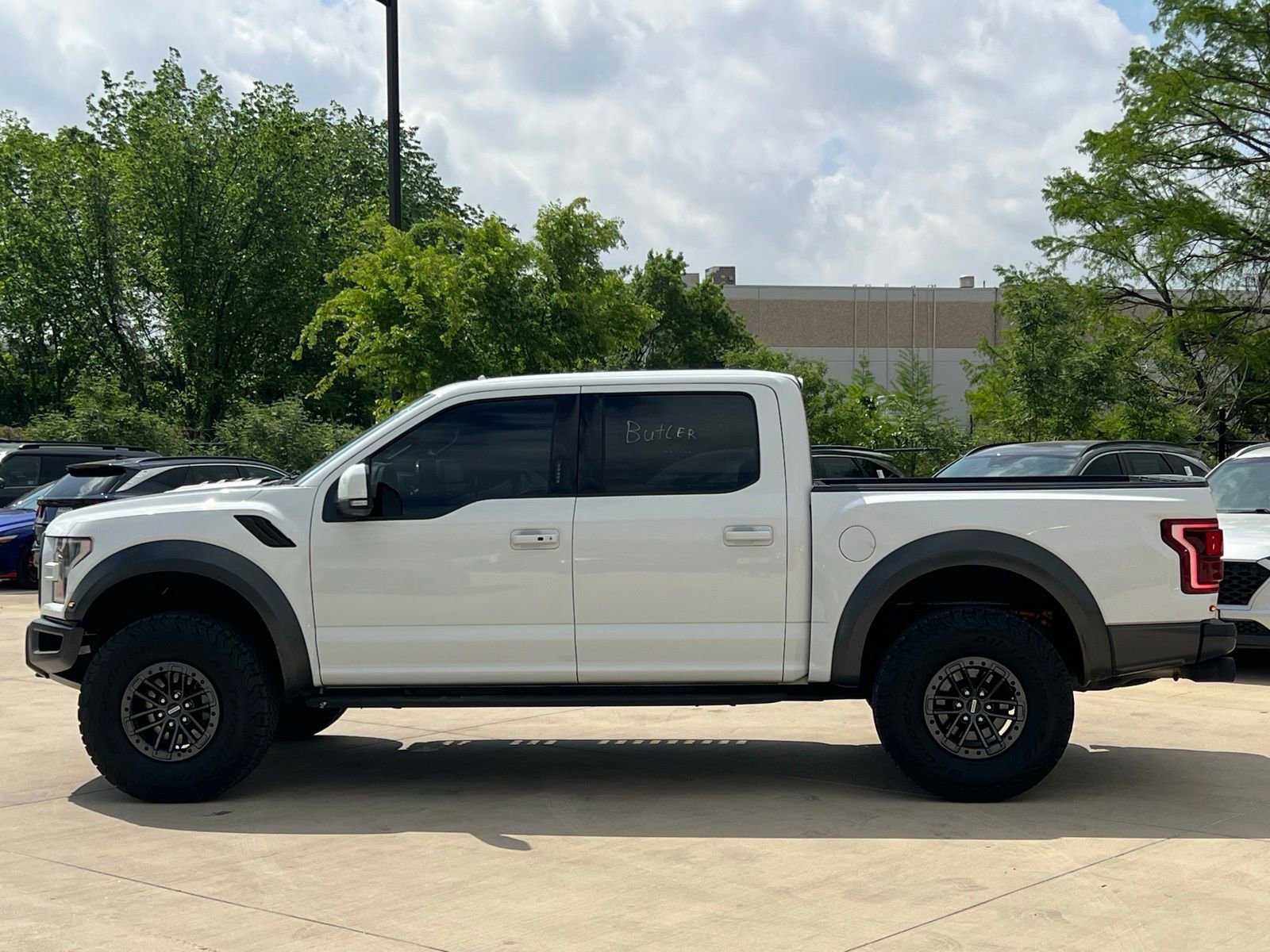 Used 2020 Ford F150 Raptor w/ Equipment Group 802A Luxury AWD/4WD image 6