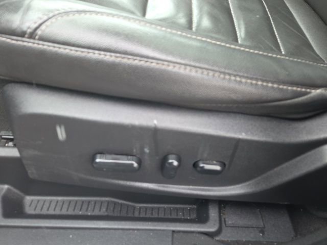 Used 2015 Ford C-MAX SEL w/ Equipment Group 302A image 29