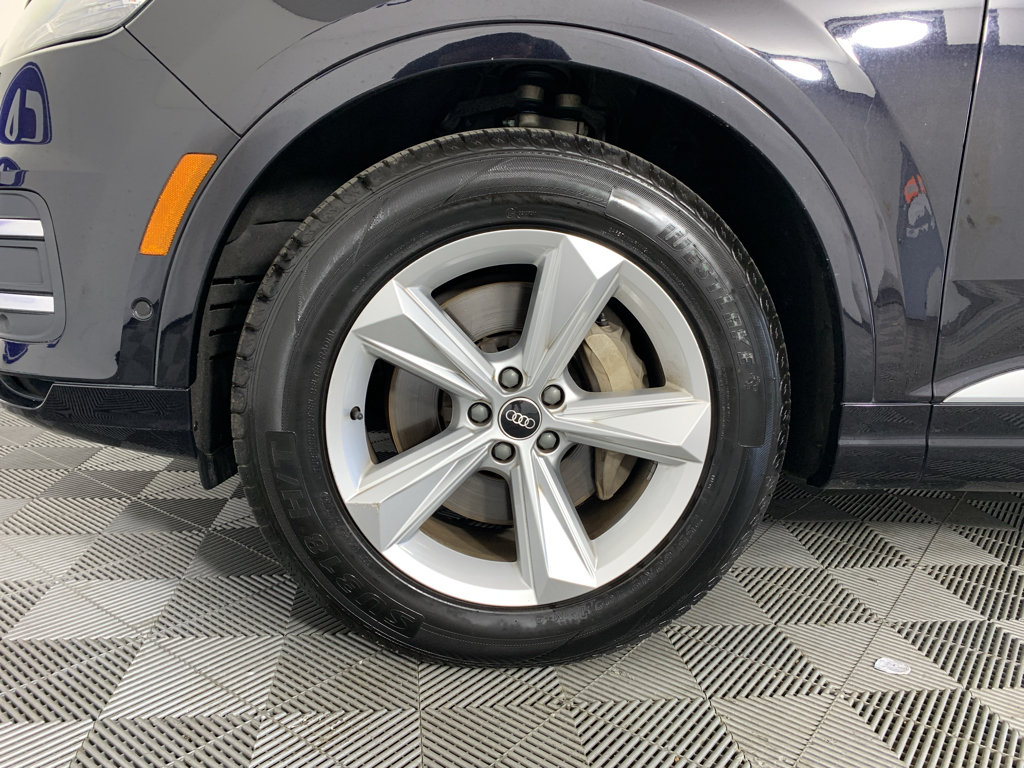 Used 2019 Audi Q7 3.0T Premium Plus w/ Premium Plus Package AWD/4WD image 11