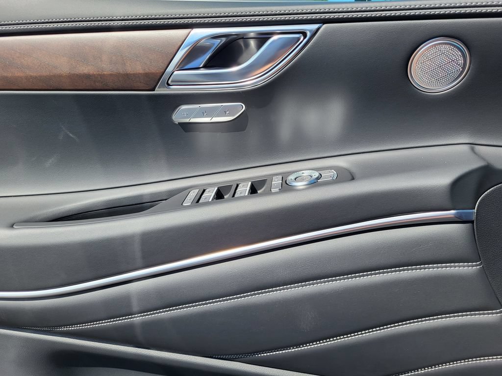 New 2027 Genesis GV80 2.5T Select AWD/4WD image 8