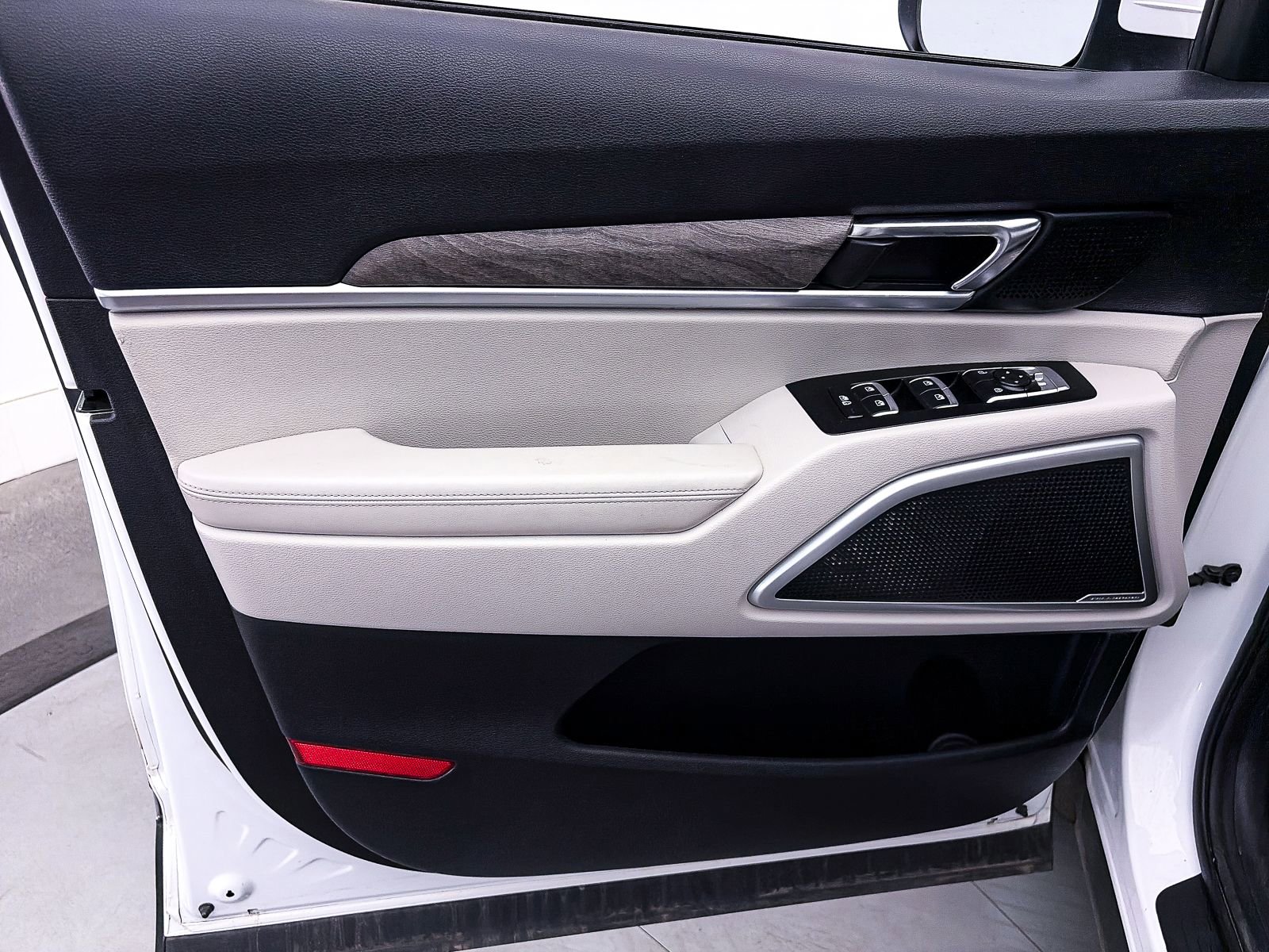 Used 2020 Kia Telluride EX FWD image 13