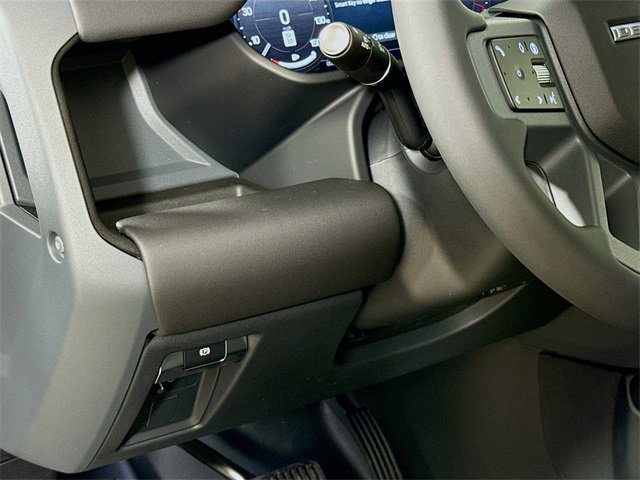 New 2026 Land Rover Defender 110 S image 10