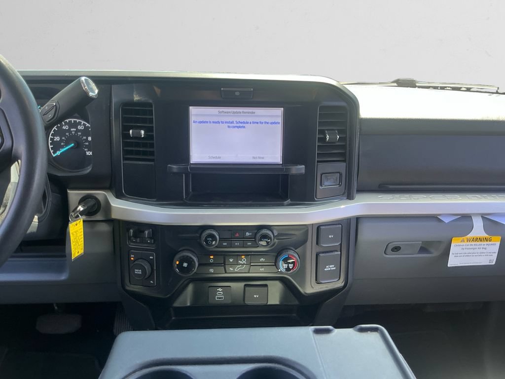 Used 2025 Ford F250 XLT AWD/4WD image 11