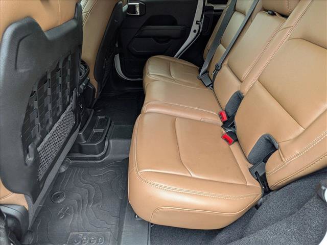 Used 2020 Jeep Wrangler Unlimited Rubicon AWD/4WD image 18