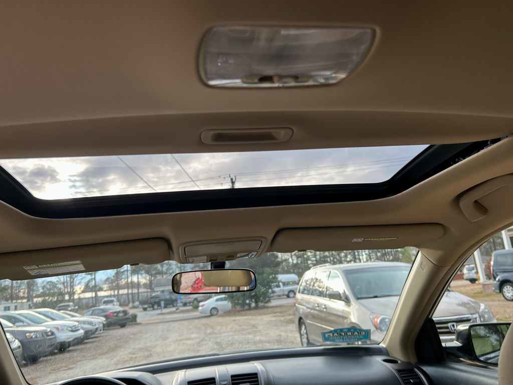 Used 2011 Honda CR-V EX-L image 12