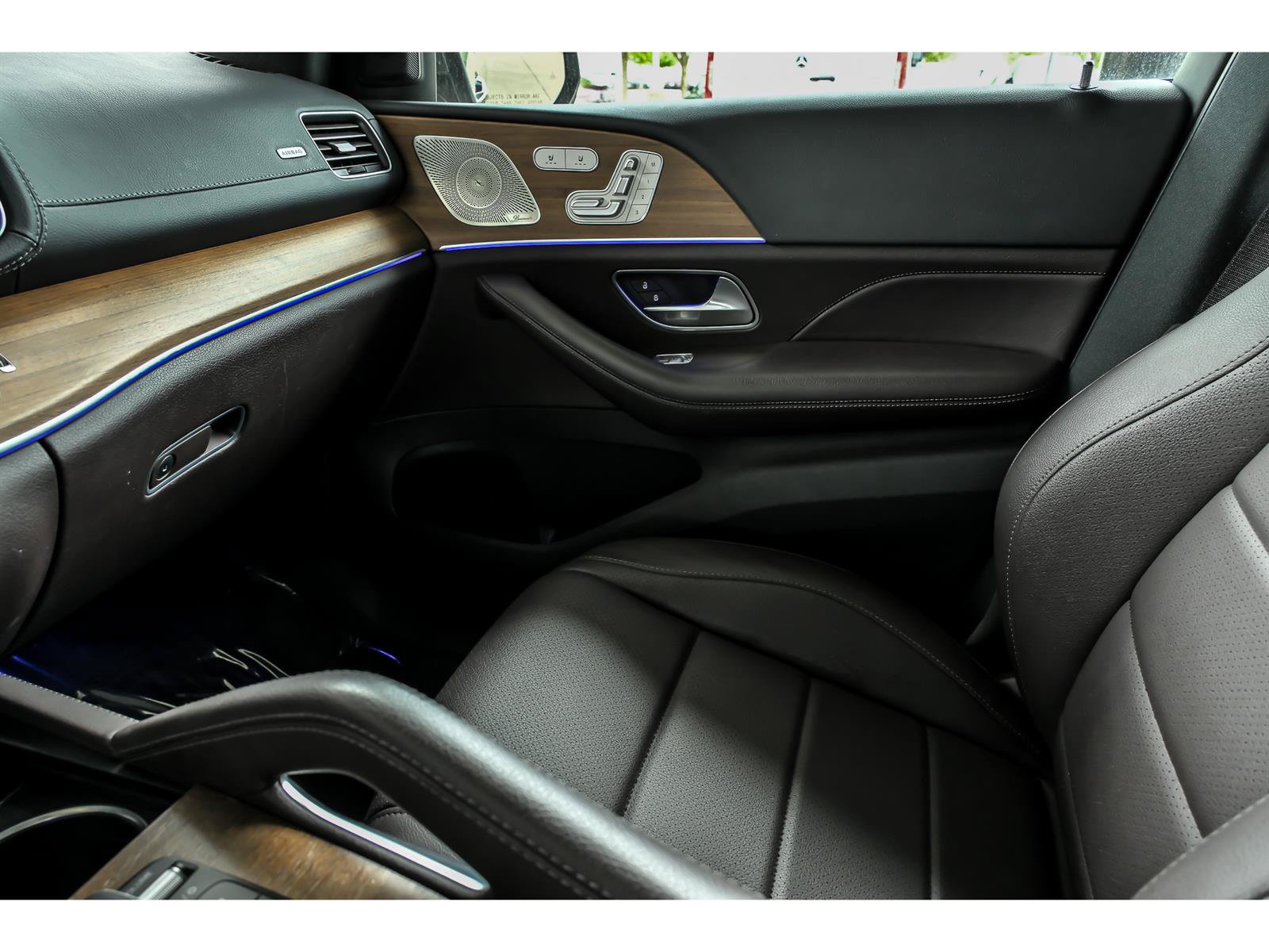 Used 2022 Mercedes-Benz GLS 450 4MATIC image 23