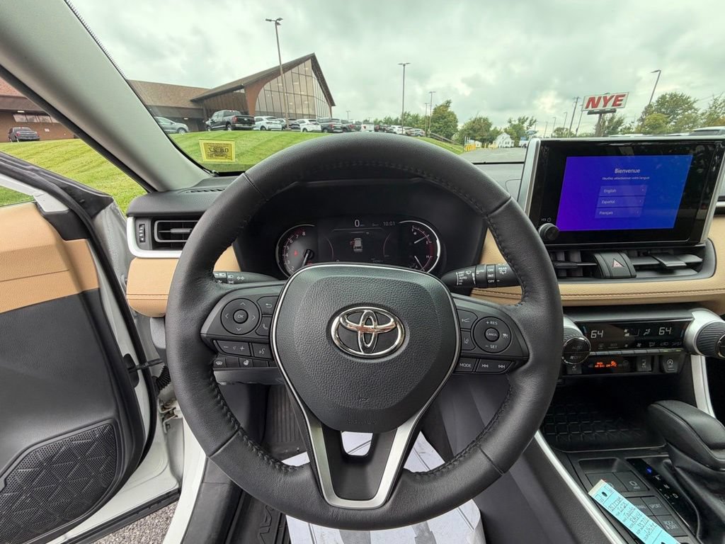 Used 2023 Toyota RAV4 XLE w/ XLE Grade Weather Package AWD/4WD image 29