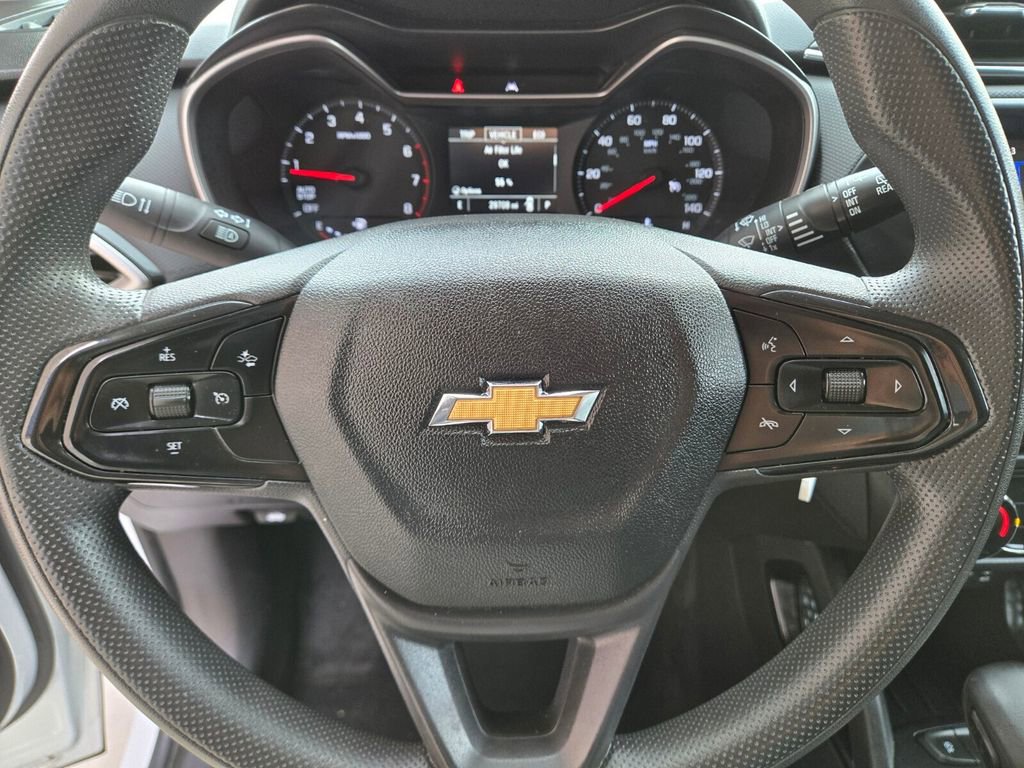 Used 2023 Chevrolet TrailBlazer LS image 24