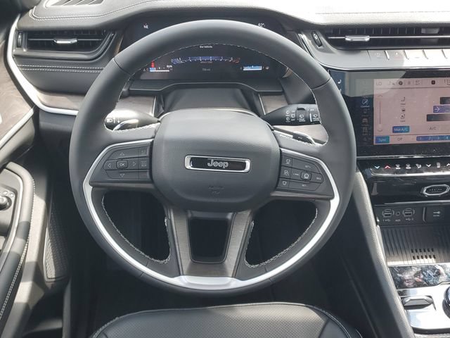 New 2026 Jeep Grand Cherokee Limited AWD/4WD image 14