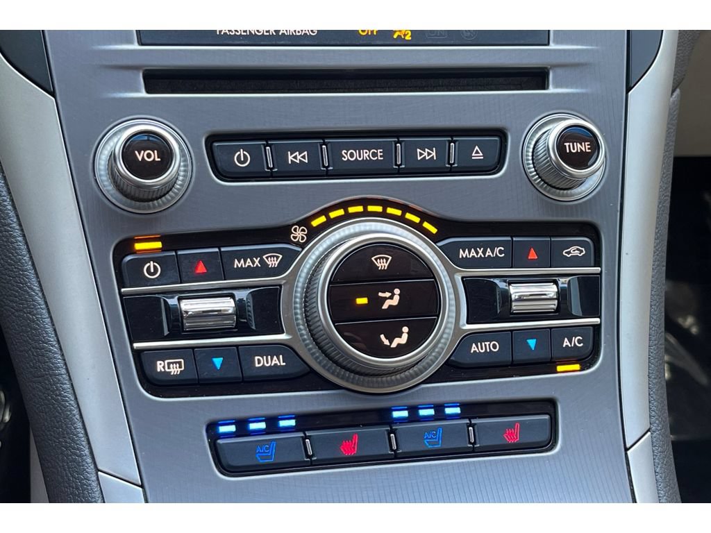 Used 2018 Lincoln MKZ Reserve FWD image 28