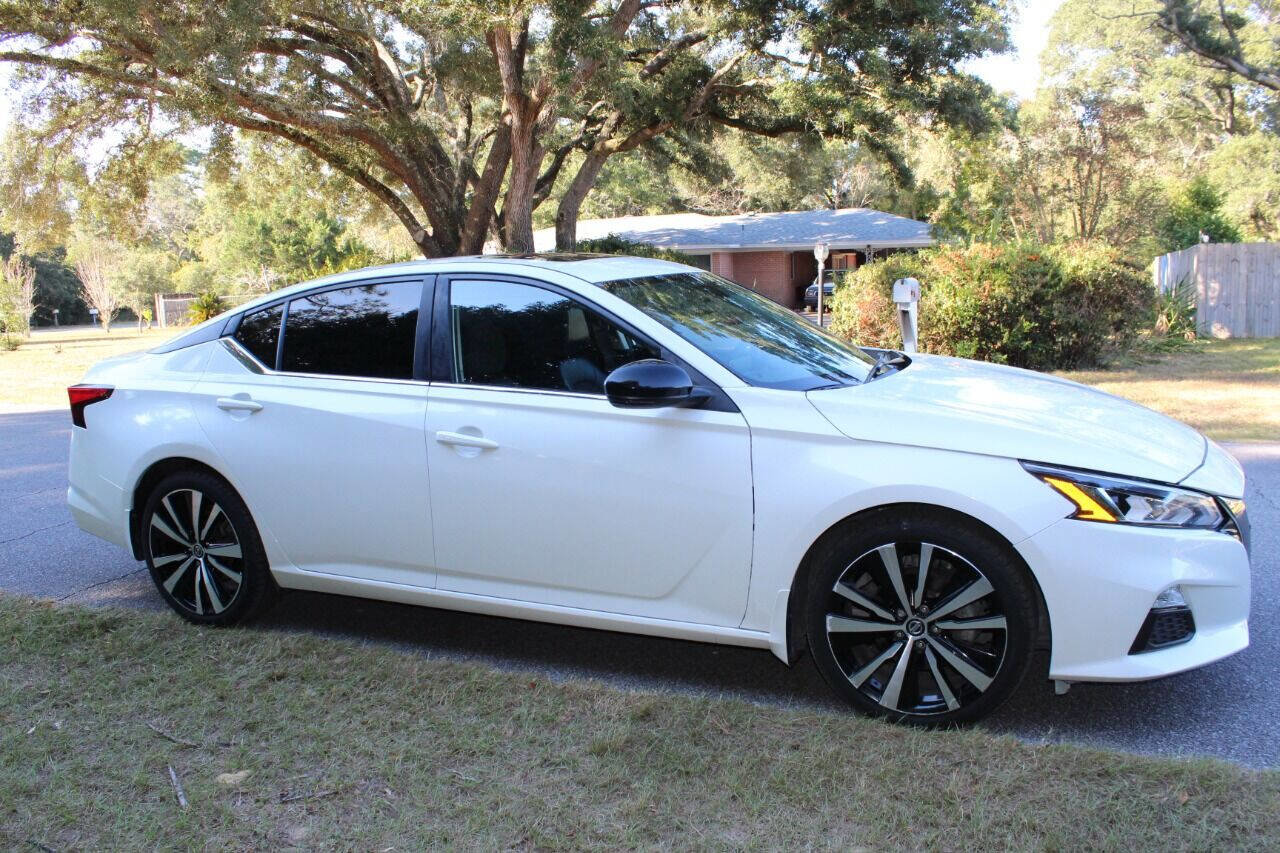 Used 2019 Nissan Altima 2.5 SR w/ SR Premium Package image 5