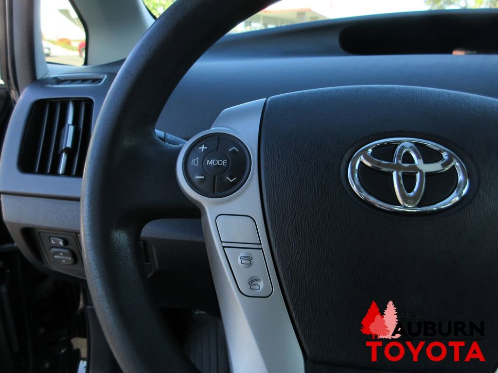 Used 2013 Toyota Prius Two image 11