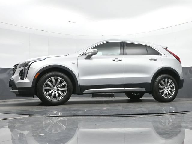 Used 2022 Cadillac XT4 Premium Luxury w/ Safety Alert Package AWD/4WD image 39