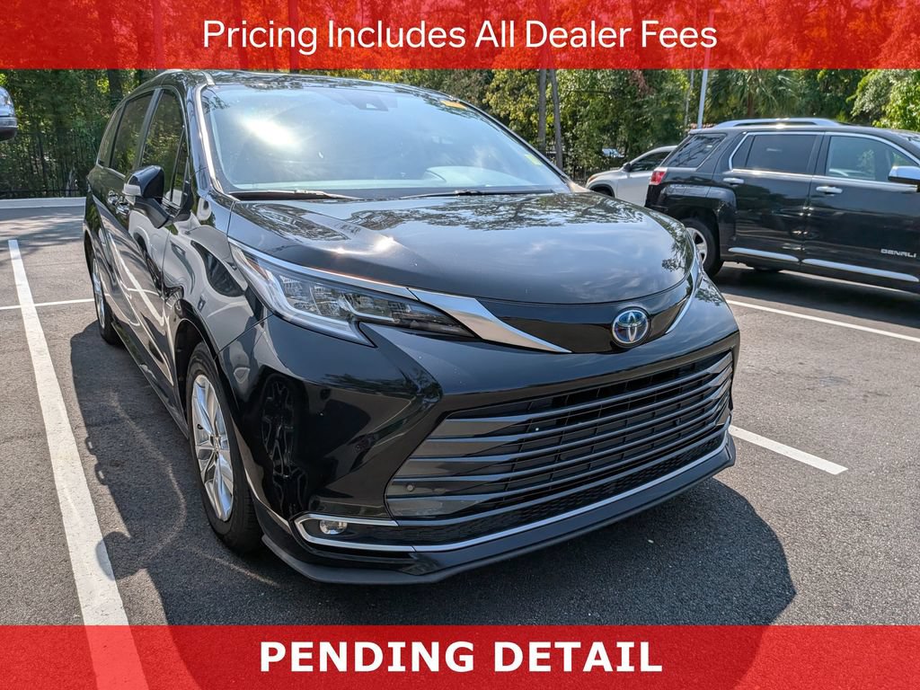 Certified 2023 Toyota Sienna Limited