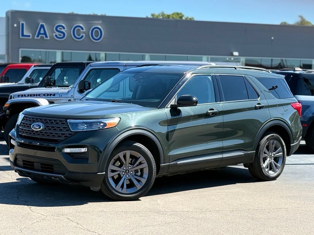 Used 2024 Ford Explorer XLT w/ Equipment Group 202A