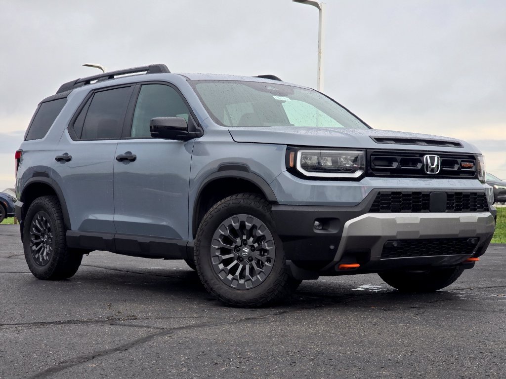 Used 2026 Honda Passport TrailSport image 2