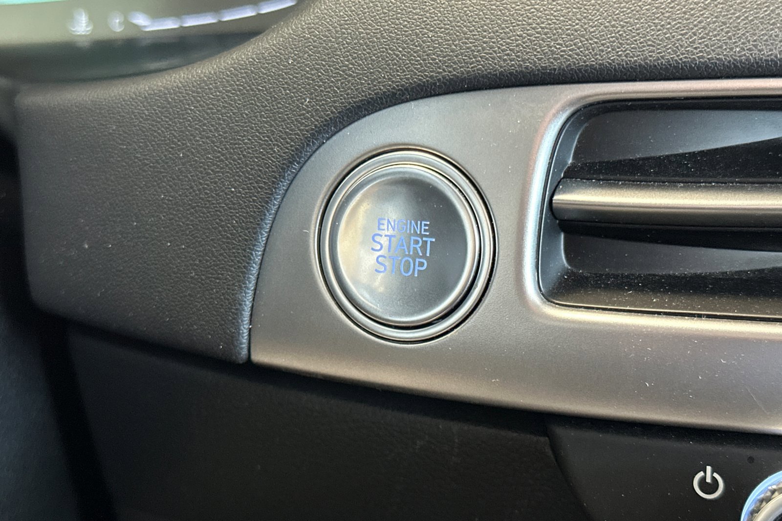 Used 2025 Hyundai Palisade SEL image 24