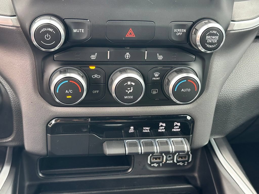 Used 2023 RAM 1500 Big Horn AWD/4WD image 29