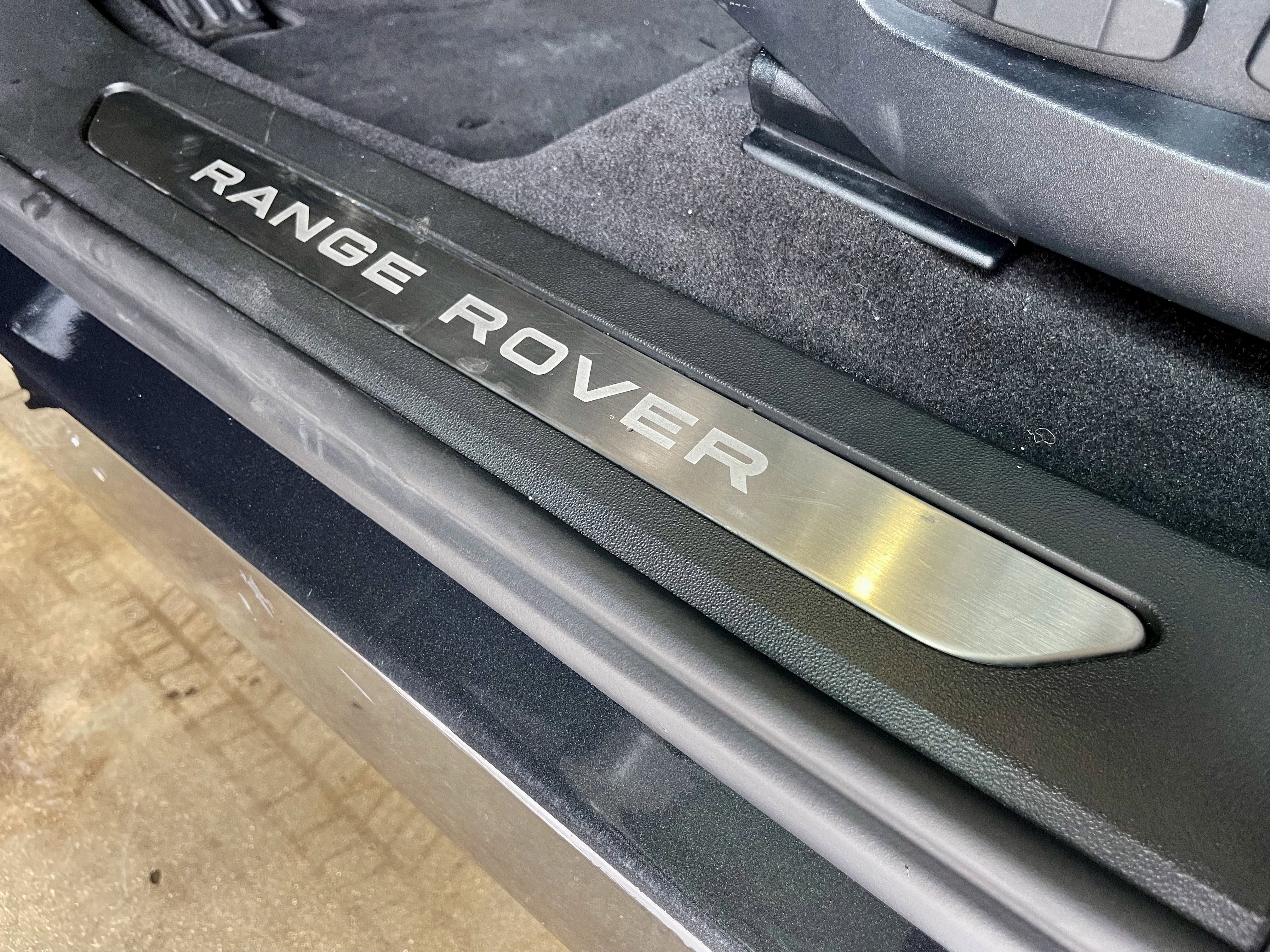 Certified 2024 Land Rover Range Rover Evoque Dynamic SE image 38