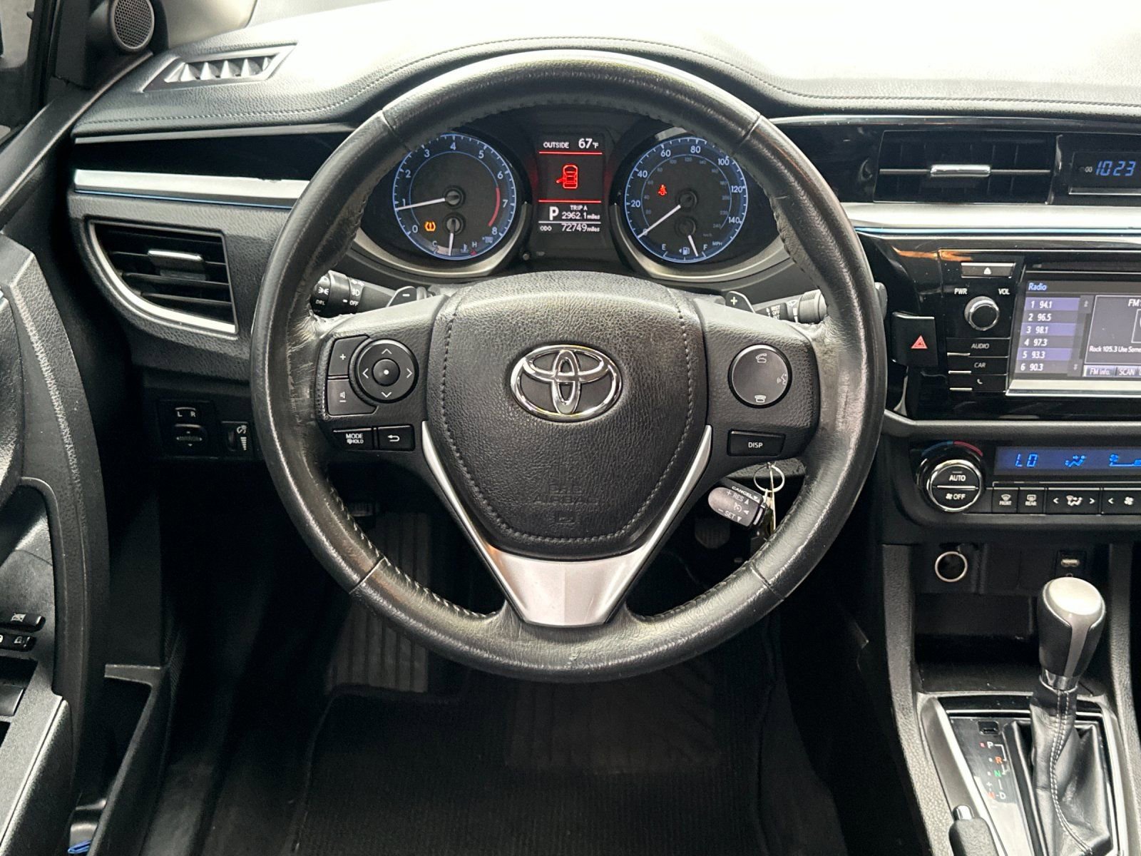 Used 2015 Toyota Corolla S image 13