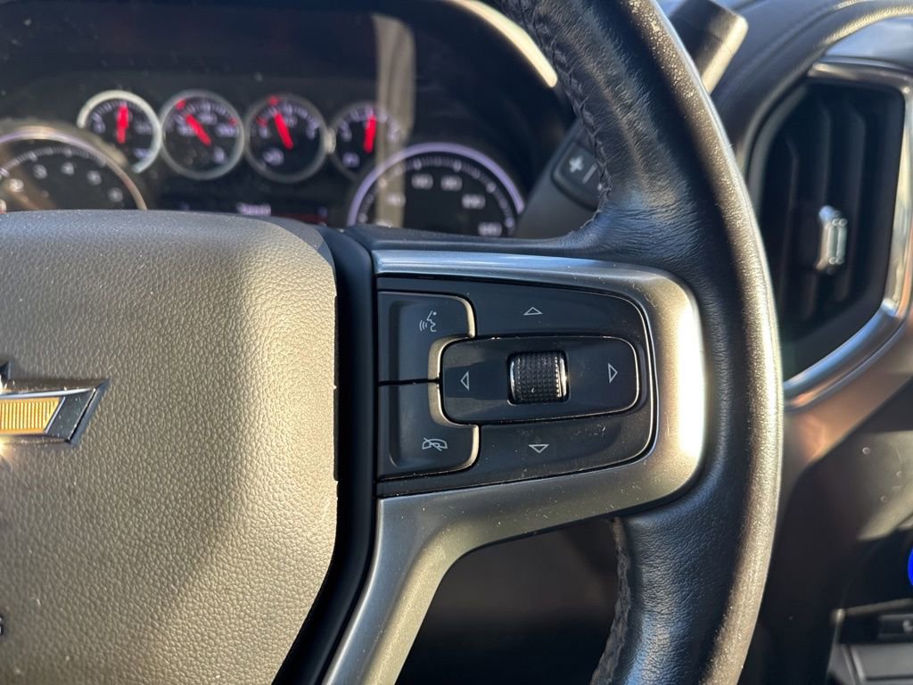Used 2021 Chevrolet Silverado 1500 LT w/ Z71 Off-Road Package AWD/4WD image 27