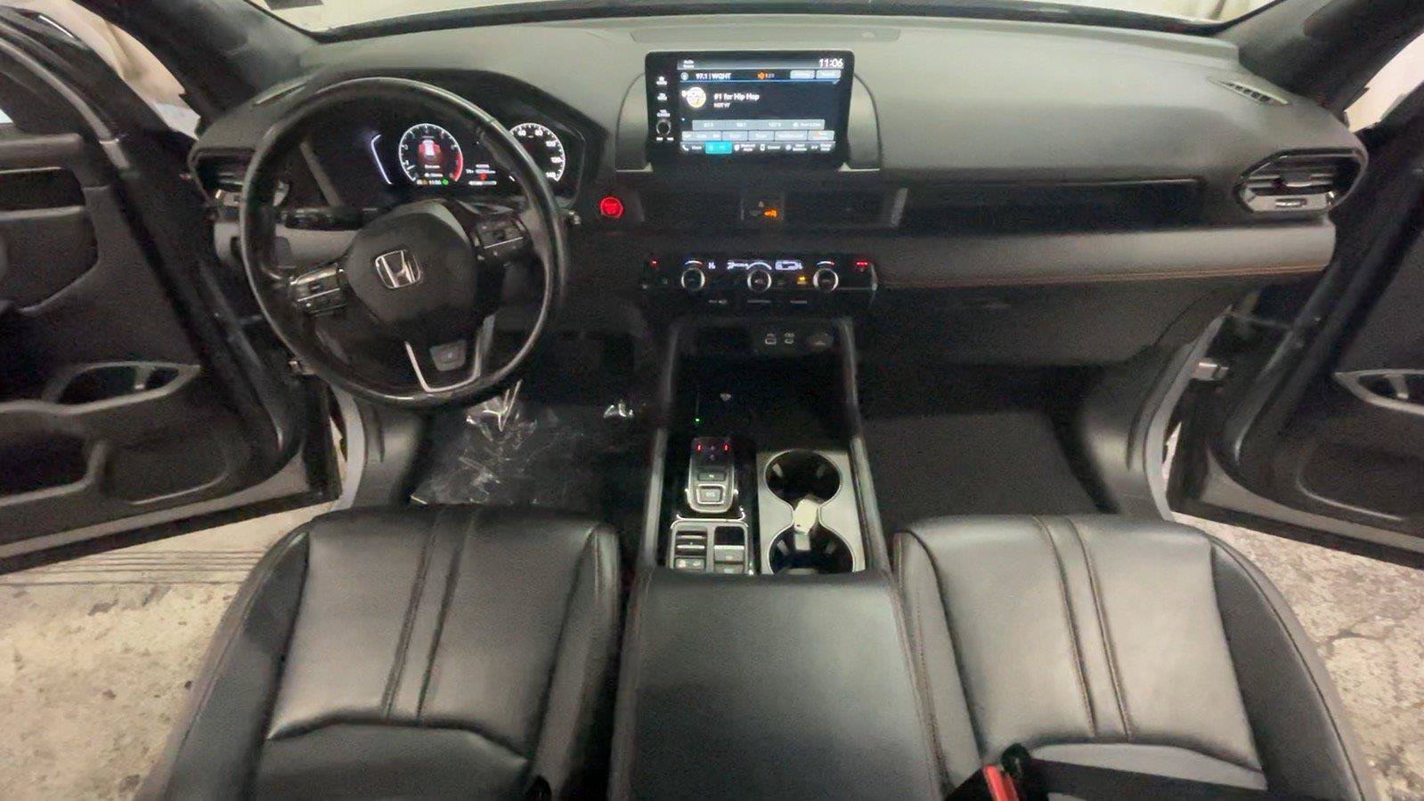 Certified 2025 Honda Pilot TrailSport image 27