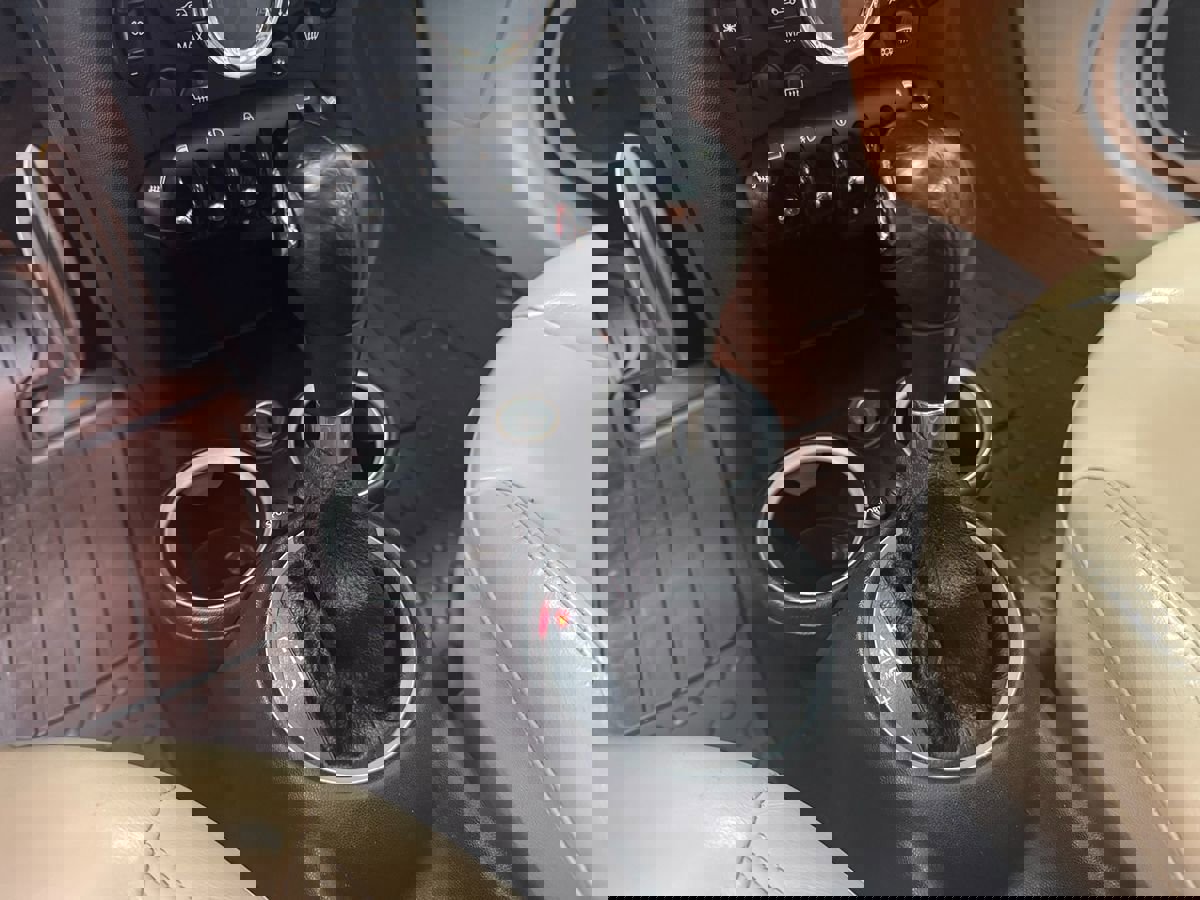 Used 2011 MINI Cooper S image 27